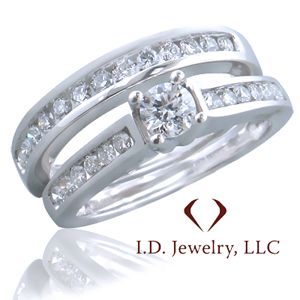 Round Cut Diamond Bridal Ring Set/IDJ10046