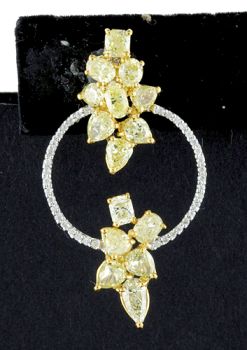 Fancy Color Diamonds Fashion Pendant set in 18kt White and Yellow Gold /SEP14776Y