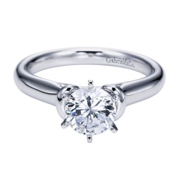 under 2000 dollars engagement ring in platinum 