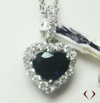 Round Cut Diamond and Sapphire Heart Pendant in 18K White Gold /IDJ8331