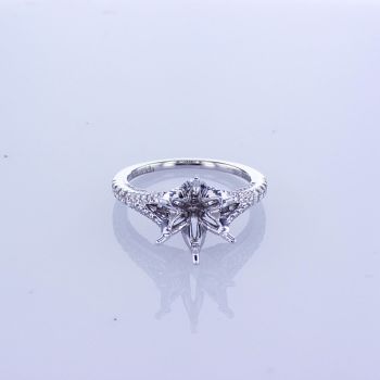 0.70ct  18k White Gold Round Split Shank Diamond Engagement Ring 013437