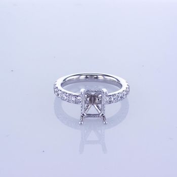 0.89CT 18KT WHITE GOLD DIAMOND SETTING WITH  BASKET  MADE FOR EMERALD CUT CENTER 016268