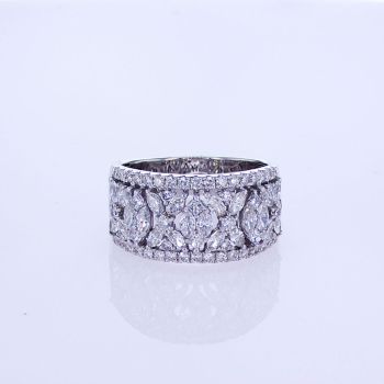 18KT WHITE GOLD COCKTAIL MIXED CUT DIAMOND RING  016274