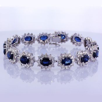 22.50CT 18KT WHITE GOLD OVAL BlUE SAPPHIRE AND ROUND DIAMONDS BRACELET 016316