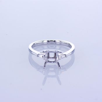 0.09CT 18KT WHITE GOLD DIAMOND ENGAGEMENT RING SETTING WITH TAPERED BAGUETTES ON THE SIDE 016821                                                                                                                      