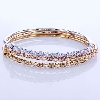 1.28CT 18KT WHITE, ROSE, AND YELLOW GOLD DIAMOND STACKABLE BANGLE SET 018117