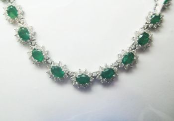 Emerald And Diamond Necklace in 18KT White Gold /IDJ13513
