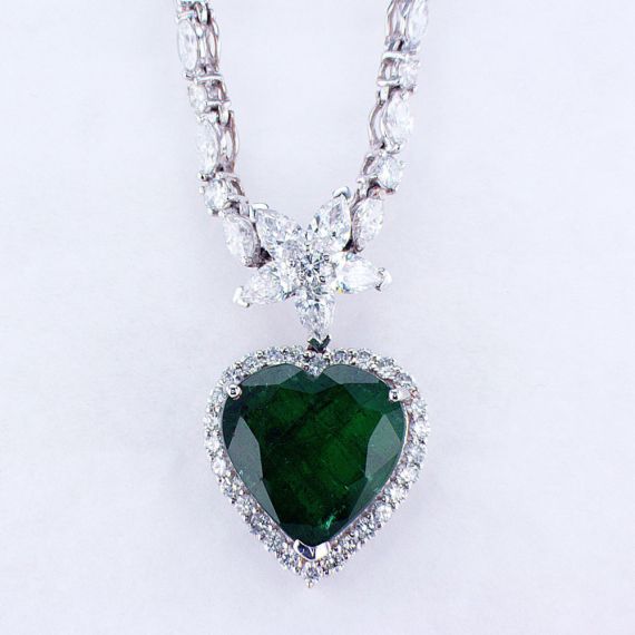 Spectrum Beauty 1.10 TCW Emerald Diamond Pendants In White Gold| Surat  Diamond Jewelry