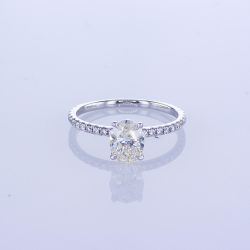 18KT WHITE GOLD DIAMOND ENGAGEMENT RING SETTING W/ DIAMOND OVAL BASKET (No center stone included)