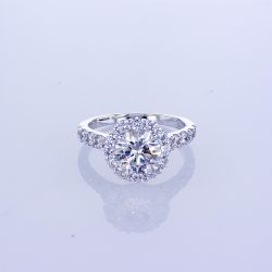 18KT WHITE GOLD ENGAGEMENT RING SETTING W/ ROUND DIAMOND CENTER (No center stone included)