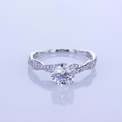18KT WHITE GOLD ENGAGEMENT RING SETTING W/ ROUND CUT DIAMOND (No center stone included)